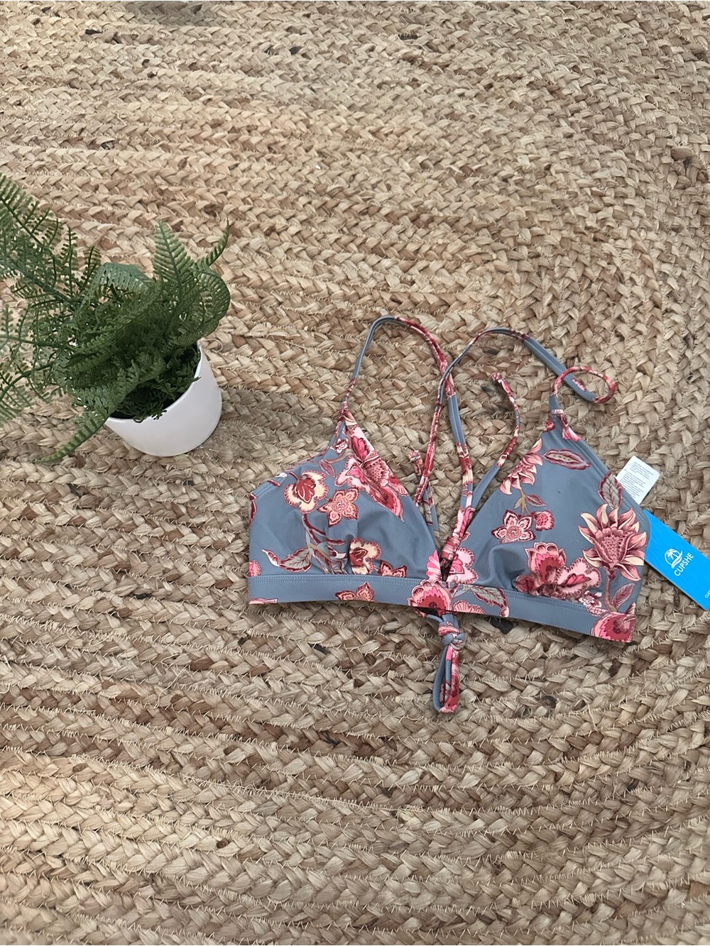 NWT FLORAL BIKINI TOP